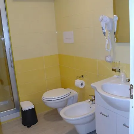 Chiaia 216 Panzió 2*