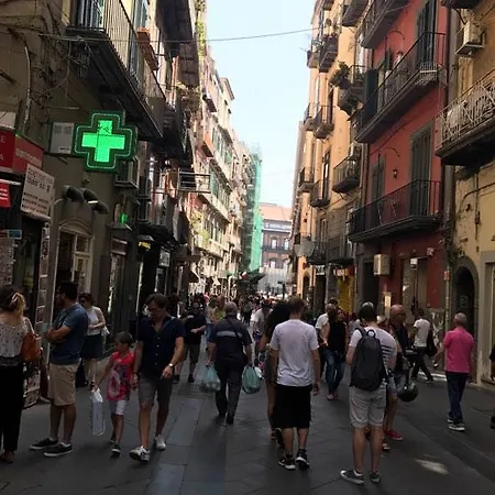 基亚亚216住宿加早餐旅馆 2*