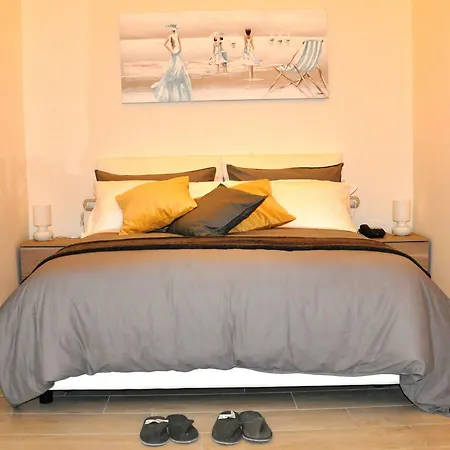 Chiaia 216 Bed & Breakfast