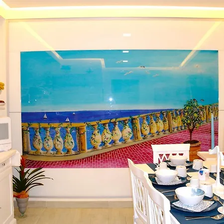 Chiaia 216 4* Неаполь