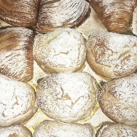 Chiaia 216 4* نابولي